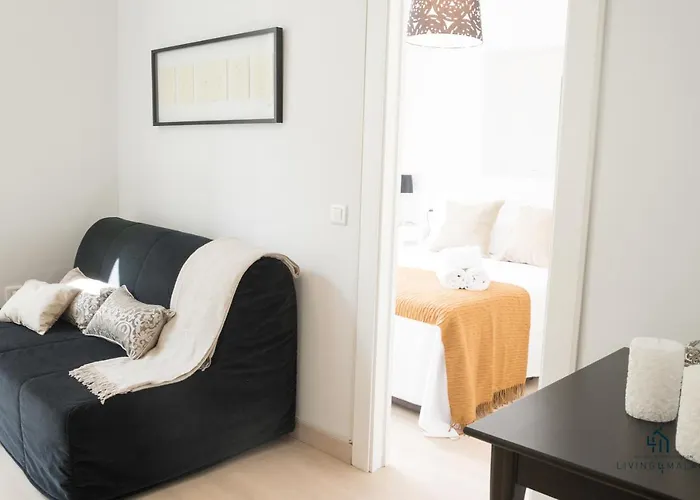 Living4Malaga Molina Lario